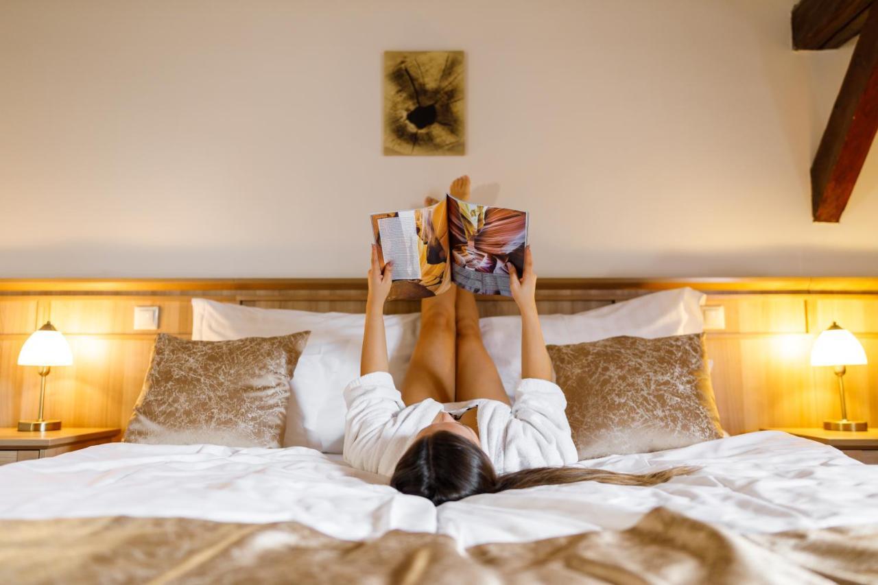 Hotel Historia & Historante Veszprém Eksteriør billede