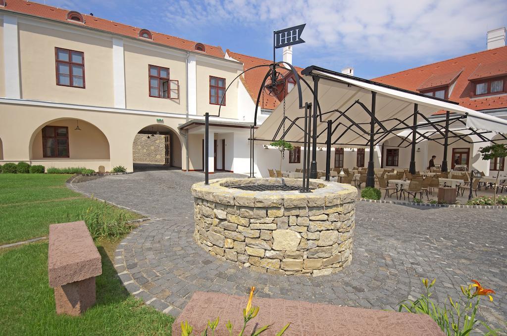 Hotel Historia & Historante Veszprém Eksteriør billede