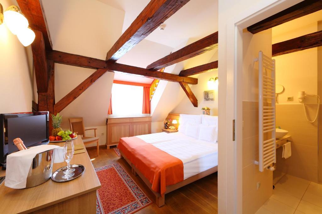 Hotel Historia & Historante Veszprém Værelse billede
